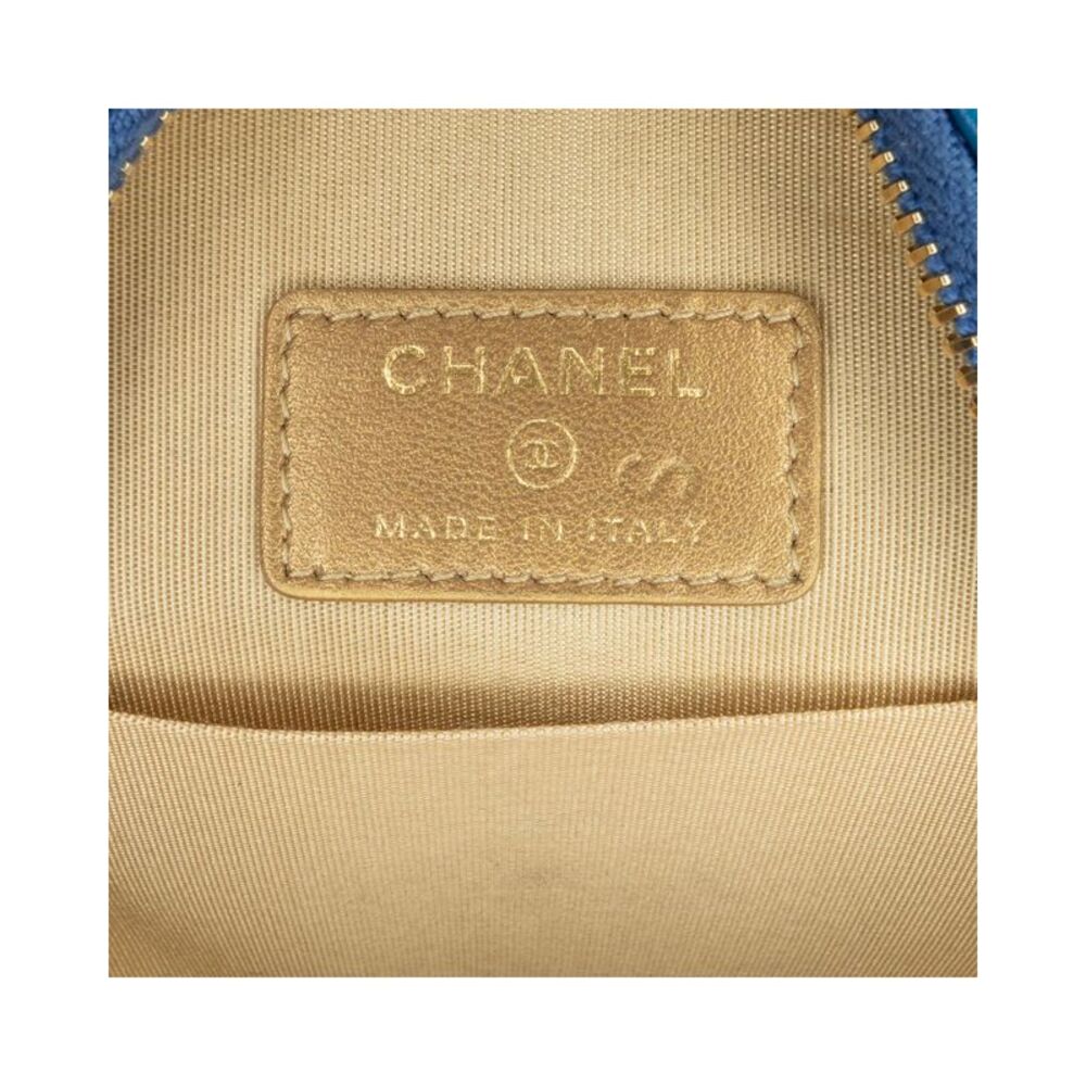 Pre Loved Chanel CC Quilted Lambskin Pearl Crush Round Clutch with Chain - Picture 6 of 8